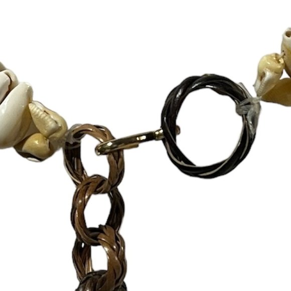 Vintage Cowrie Shell Belts - Three Sizes - Picture 3 of 10